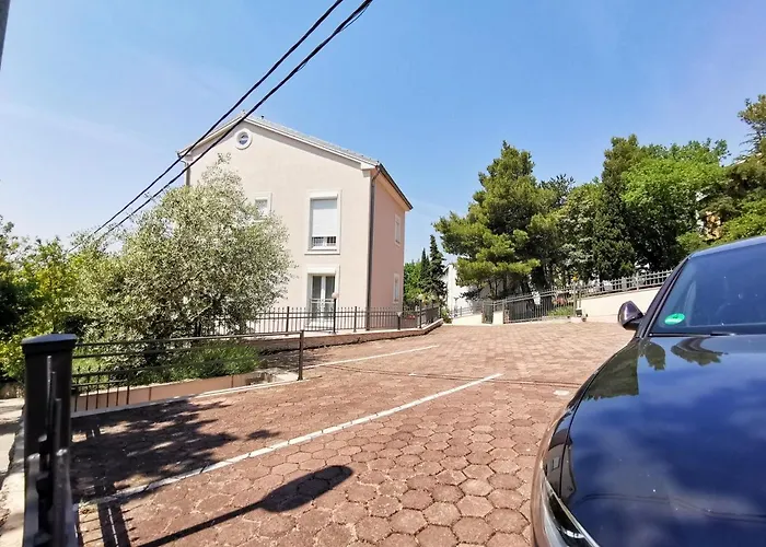 Sara Lux With Sea View, 50m From The