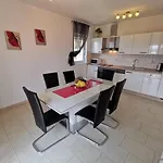 Sara Lux With Sea View, 50m From The Апартаменты *