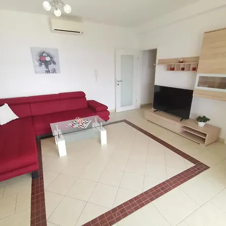 Апартаменты Sara Lux With Sea View, 50m From The