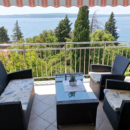 Sara Lux - 50 M From The Apartment Crikvenica