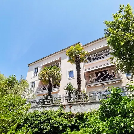 Sara Lux With Sea View, 50m From The Crikvenica