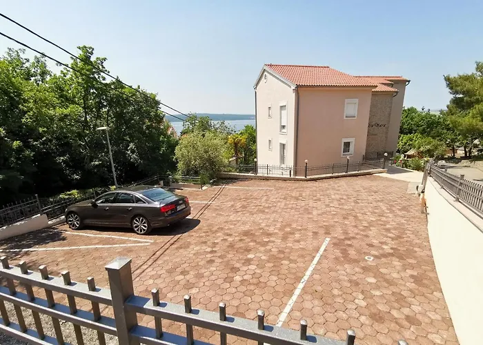 Appartement Sara Lux With Sea View, 50m From The Crikvenica